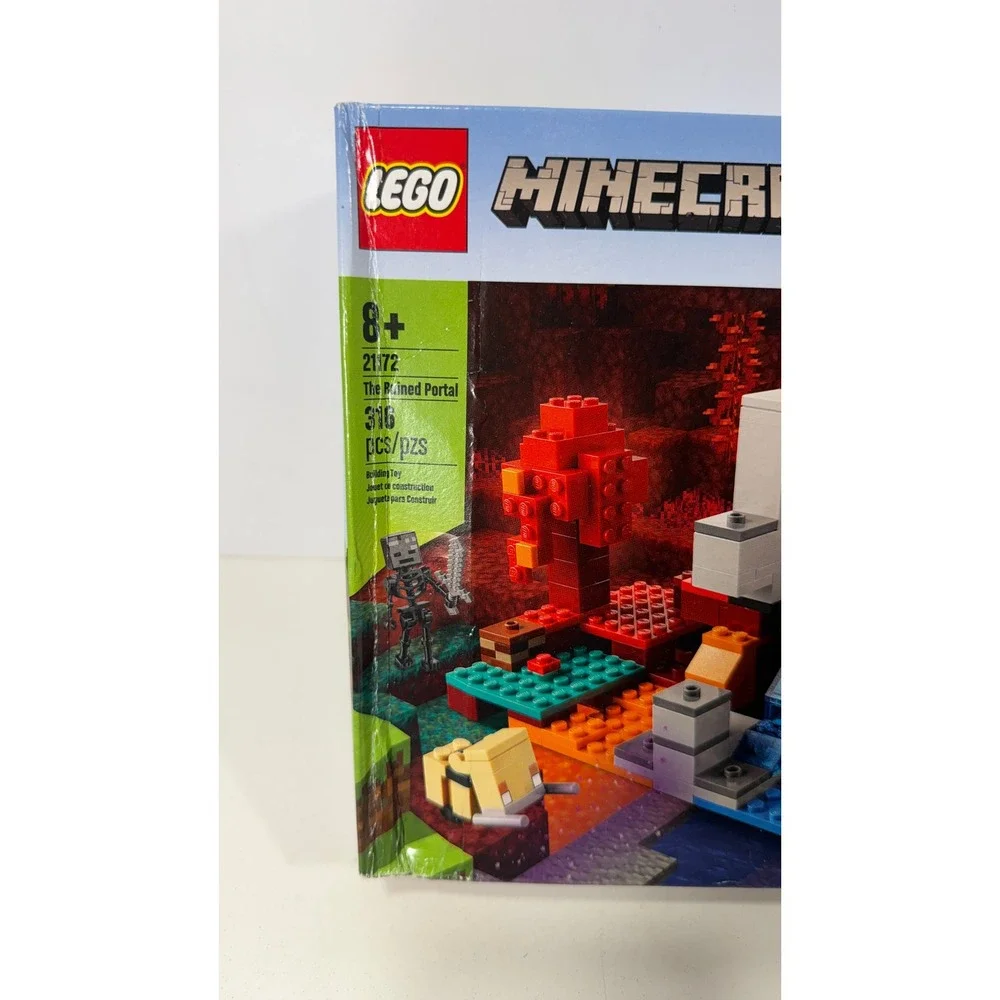 LEGO Minecraft The Ruined Portal 21172 Building Set 316 Pieces Steve Wither NEW